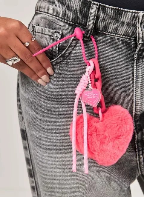 chaveiro rosa pompom coração chaveiro rosa pompom coração