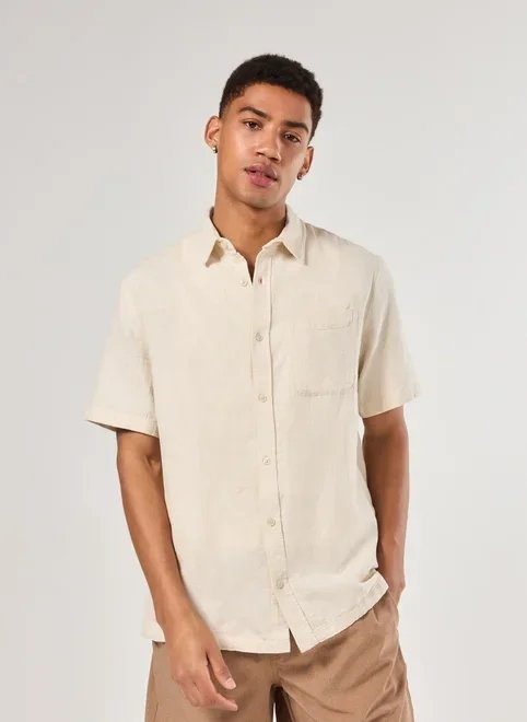 camisa areia bolso frontal camisa areia bolso frontal