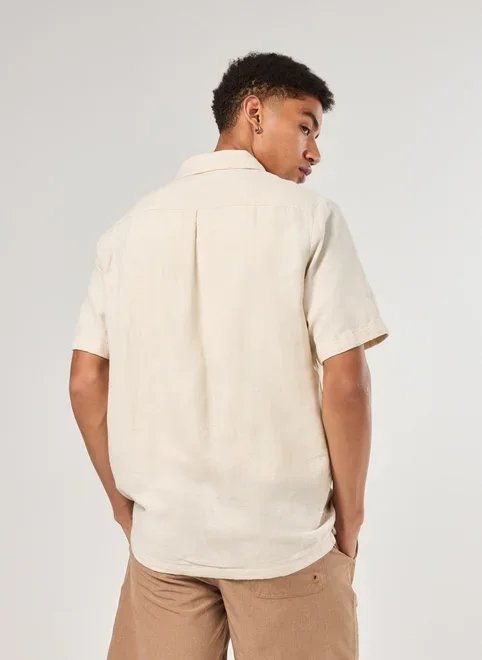 camisa areia bolso frontal camisa areia bolso frontal