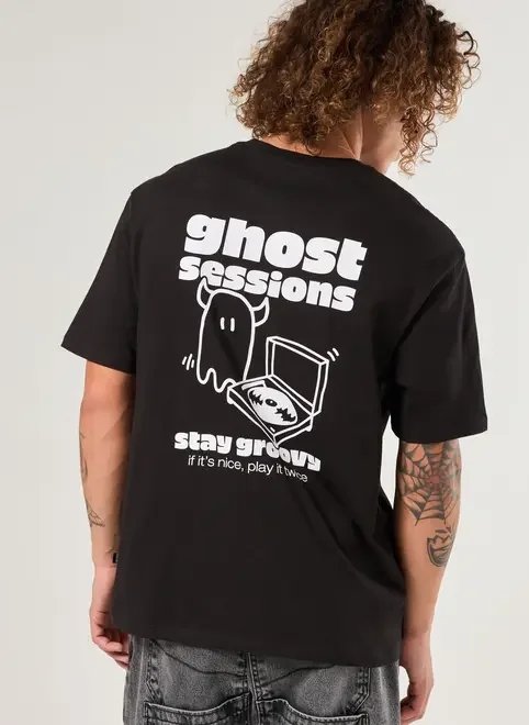 camiseta comfort preta groovy camiseta comfort preta groovy