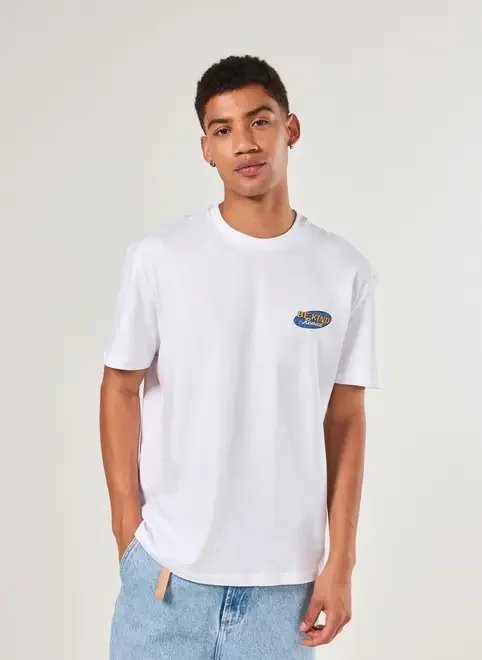 camiseta comfort branca be kind camiseta comfort branca be kind