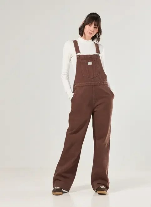 macacão jardineira sarja marrom macacão jardineira sarja marrom