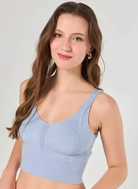 regata tricô fios metalizados regata tricô fios metalizados