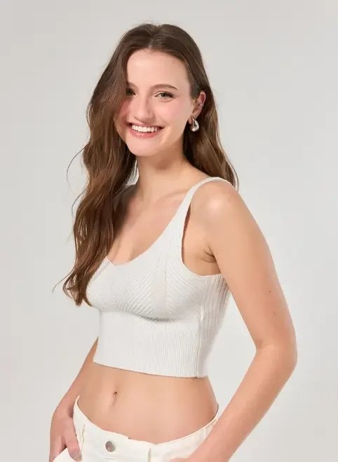 regata tricô fios metalizados regata tricô fios metalizados