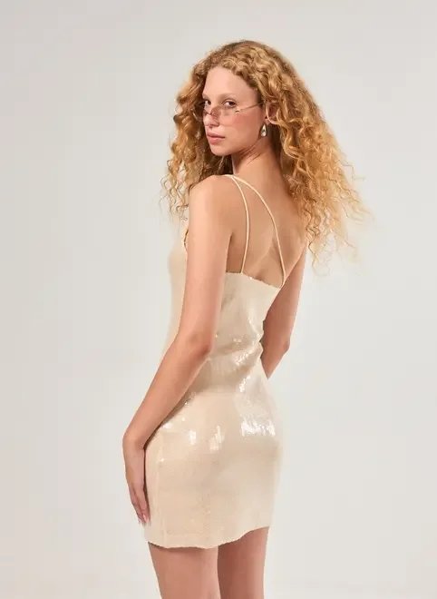 vestido curto ombro único paetê vestido curto ombro único paetê