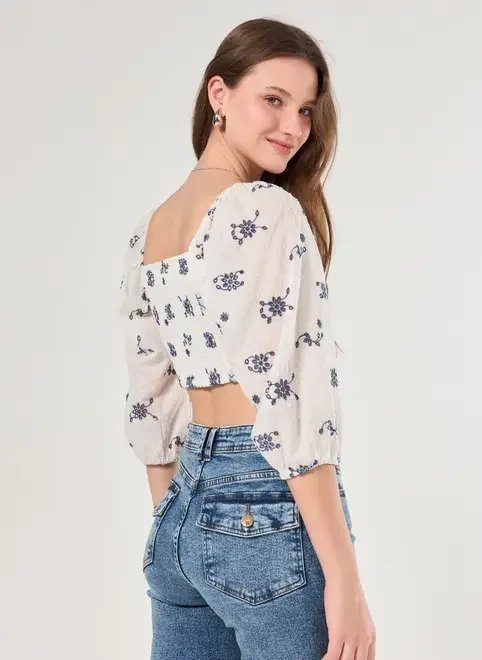 cropped broderie amarração e bordado cropped broderie amarração e bordado