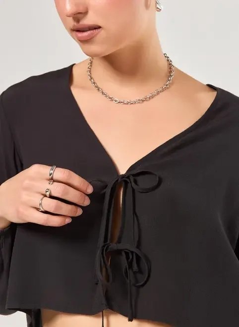 cropped manga longa amarração frontal cropped manga longa amarração frontal