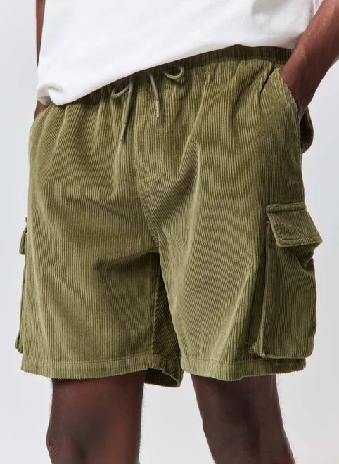 bermuda cargo cotelê verde oliva bermuda cargo cotelê verde oliva