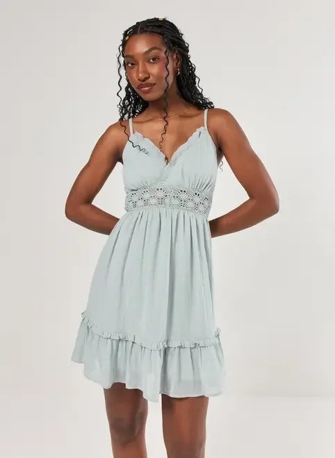 vestido curto babados verde menta vestido curto babados verde menta