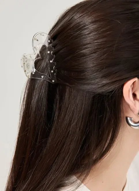 piranha transparente coração com strass piranha transparente coração com strass