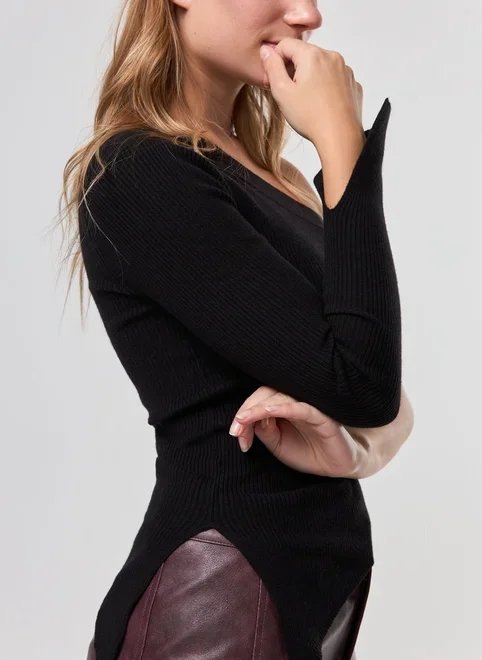 blusa tricô manga única longa assimétrica blusa tricô manga única longa assimétrica