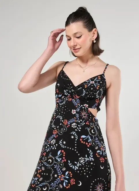 vestido longo preto estampa florida vestido longo preto estampa florida
