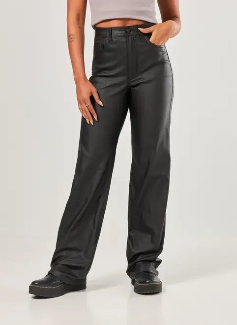 calça sarja wide leg com aspecto couro calça sarja wide leg com aspecto couro