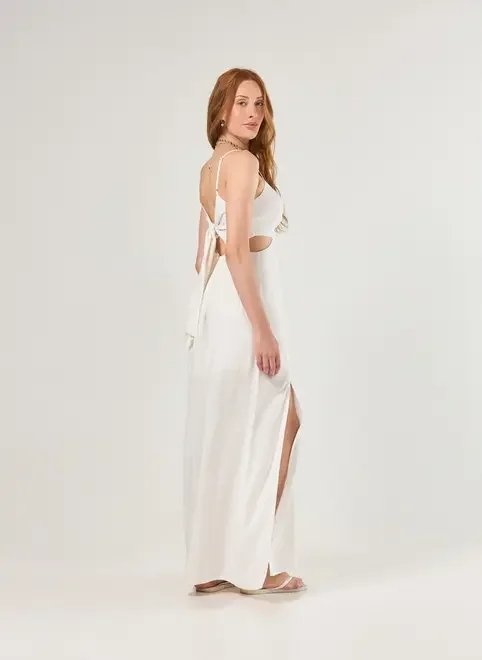 vestido longo off-white recortes laterais vestido longo off-white recortes laterais