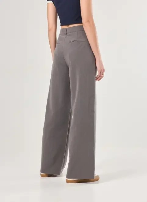 calça reta alfaiataria calça reta alfaiataria