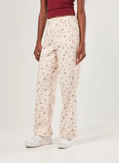 calça wide leg sarja off-white florzinhas calça wide leg sarja off-white florzinhas