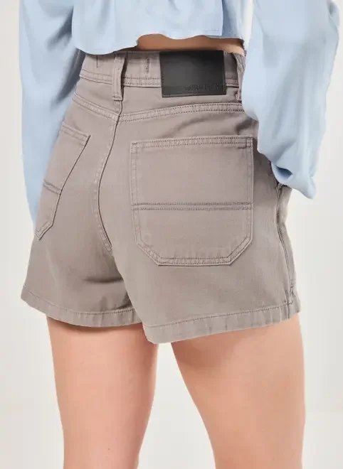 short saia sarja costuras marcantes short saia sarja costuras marcantes