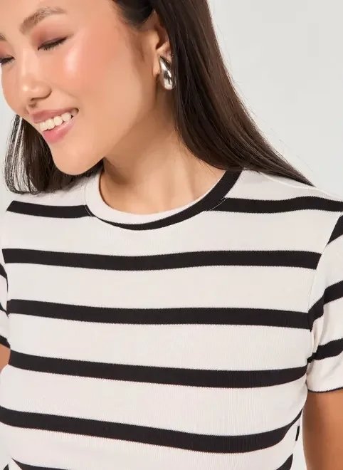 cropped manga curta cropped manga curta