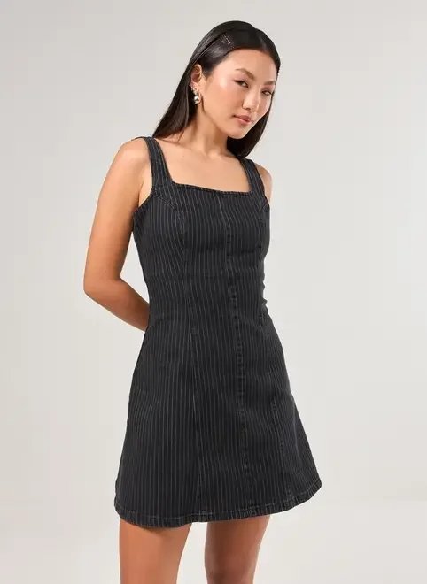 vestido jeans preto risca de giz vestido jeans preto risca de giz