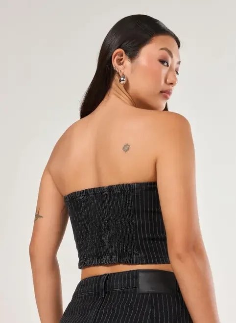 tube top jeans preto risca de giz tube top jeans preto risca de giz