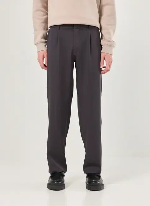 calça de alfaiataria reta com pregas calça de alfaiataria reta com pregas