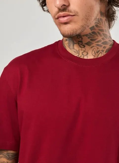 camiseta básica comfort camiseta básica comfort