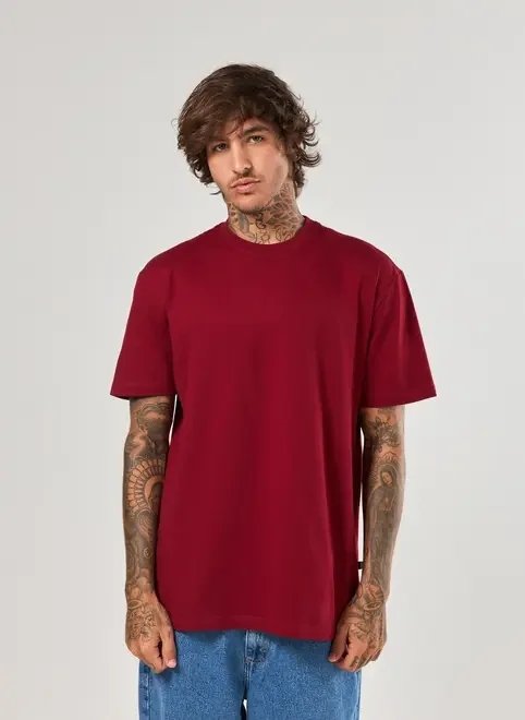 camiseta básica comfort camiseta básica comfort