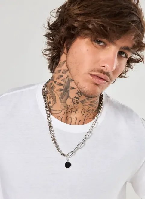 colar mix de correntes pingente preto colar mix de correntes pingente preto