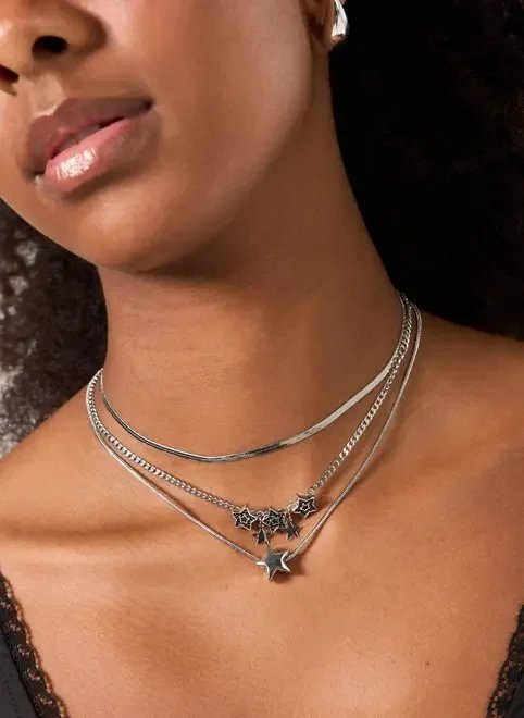 conjunto 3 colares prateados estrelas conjunto 3 colares prateados estrelas