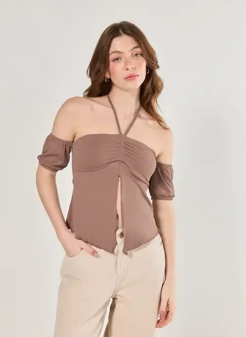 blusa ombro a ombro com fenda blusa ombro a ombro com fenda