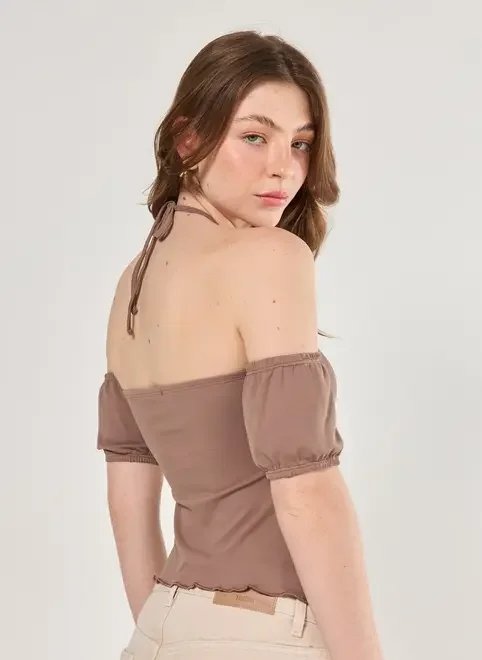 blusa ombro a ombro com fenda blusa ombro a ombro com fenda