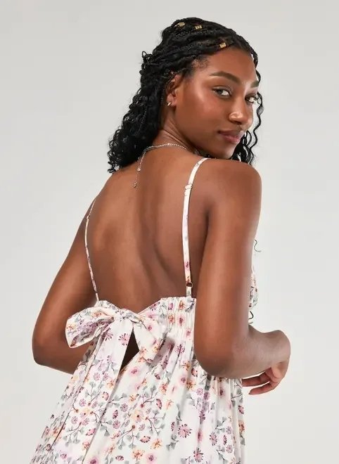 vestido longo off-white florido com laço vestido longo off-white florido com laço