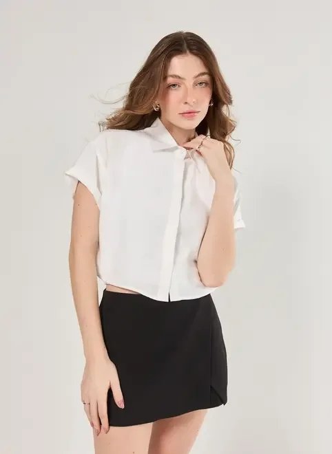 camisa cropped off-white camisa cropped off-white