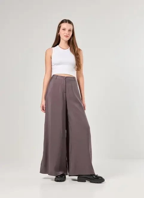 calça alfaiataria wide leg chumbo calça alfaiataria wide leg chumbo