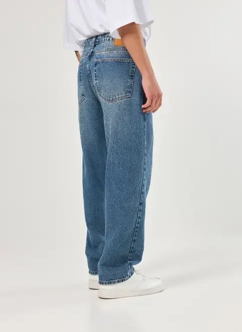 calça reta jeans médio calça reta jeans médio