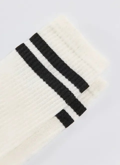 meia off-white com listras pretas meia off-white com listras pretas