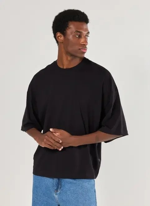 camiseta oversized cropped camiseta oversized cropped