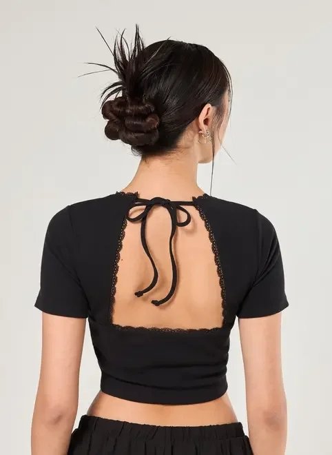 mini tee decote costas renda e bordado mini tee decote costas renda e bordado