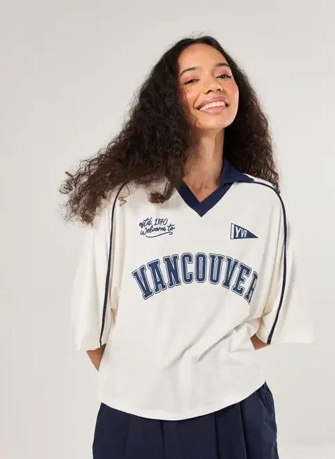 camiseta off-white esportiva com golinha camiseta off-white esportiva com golinha