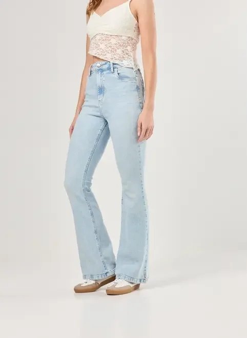 calça jeans flare cintura alta calça jeans flare cintura alta
