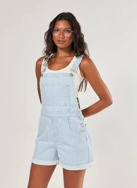 macaquinho em sarja listrada macaquinho em sarja listrada