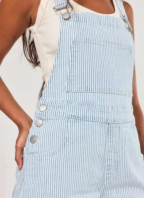 macaquinho em sarja listrada macaquinho em sarja listrada