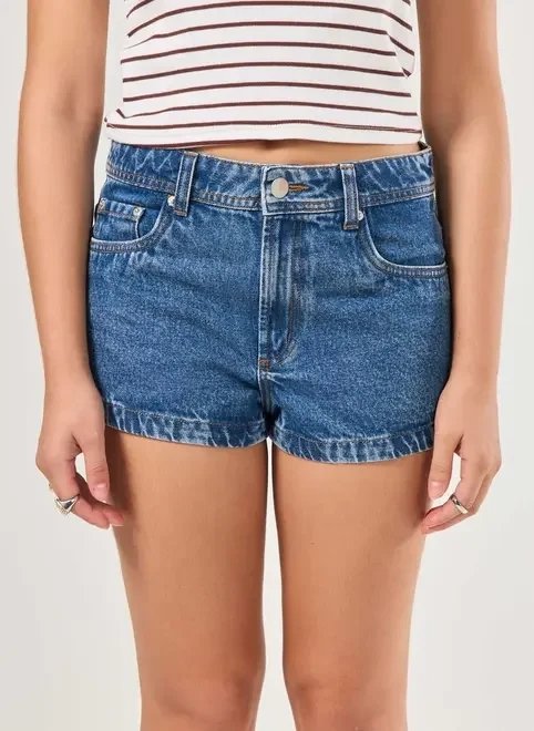micro short jeans cintura baixa micro short jeans cintura baixa