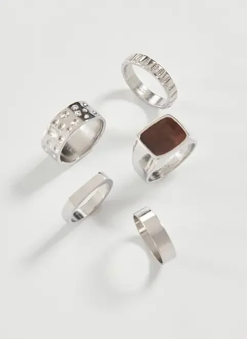 conjunto 5 anéis prateados com resina conjunto 5 anéis prateados com resina