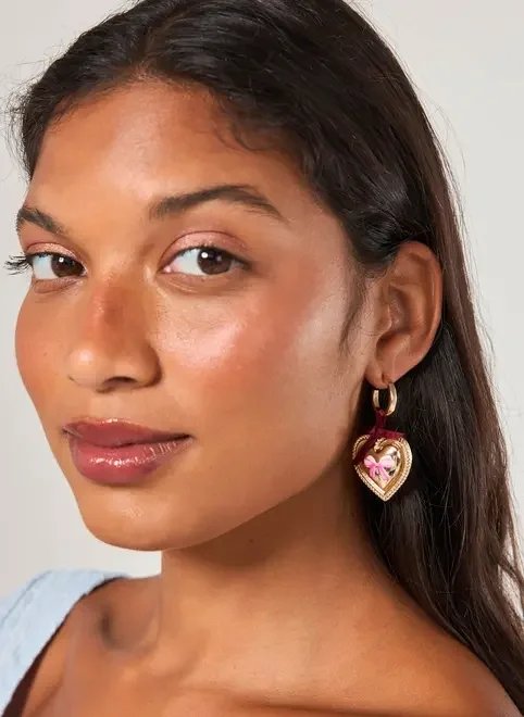 conjunto 3 brincos dourados laços conjunto 3 brincos dourados laços