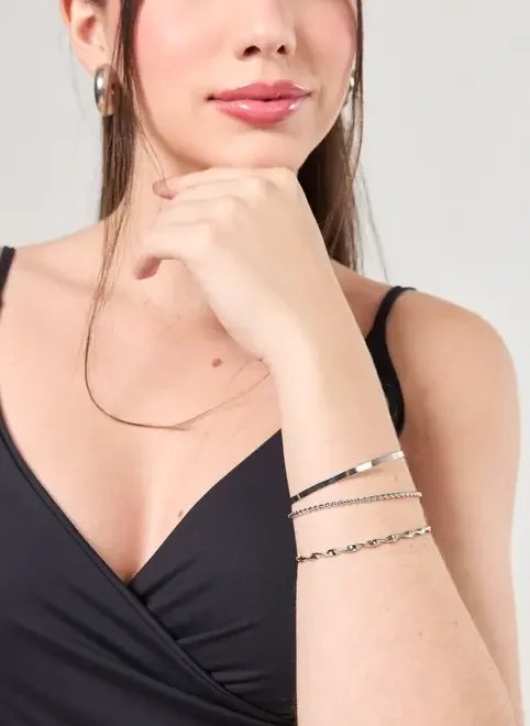 conjunto braceletes torcidos prateados conjunto braceletes torcidos prateados