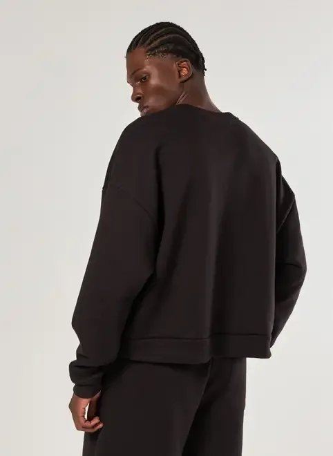 moletom oversized cropped bordado moletom oversized cropped bordado