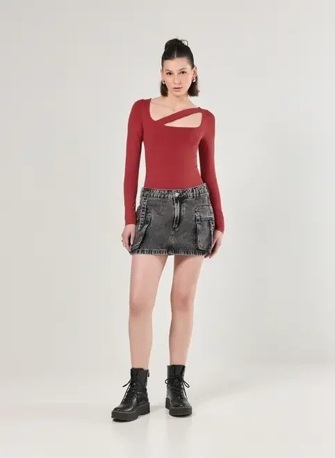 body poliamida vermelho com recorte body poliamida vermelho com recorte