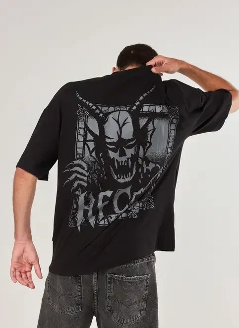 camiseta oversized preta hellfire club camiseta oversized preta hellfire club