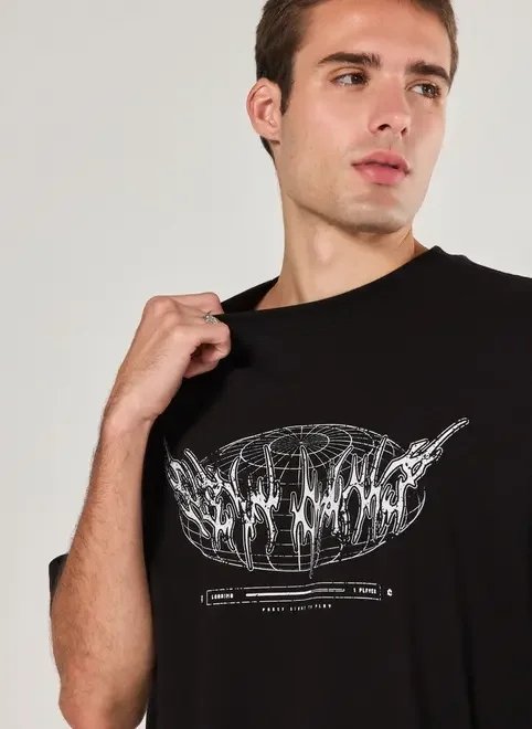 camiseta oversized preta cyber camiseta oversized preta cyber